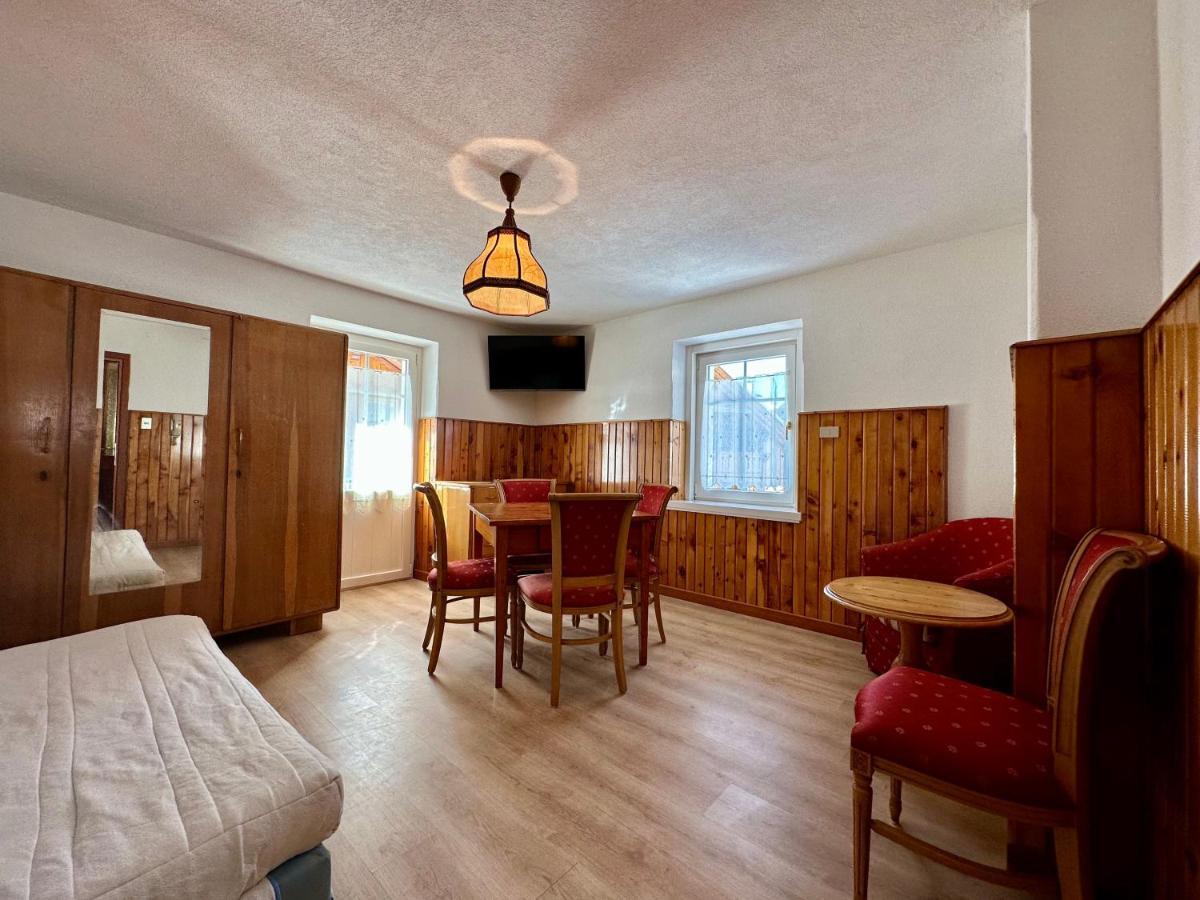 Central Apartment Canazei Kültér fotó