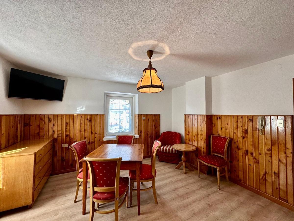 Central Apartment Canazei Kültér fotó