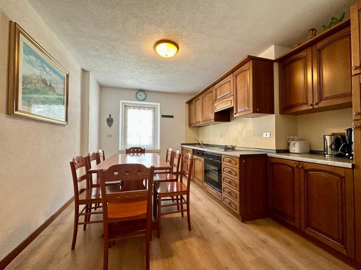 Central Apartment Canazei Kültér fotó